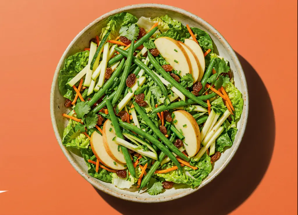 Green bean, zucchini and apple salad